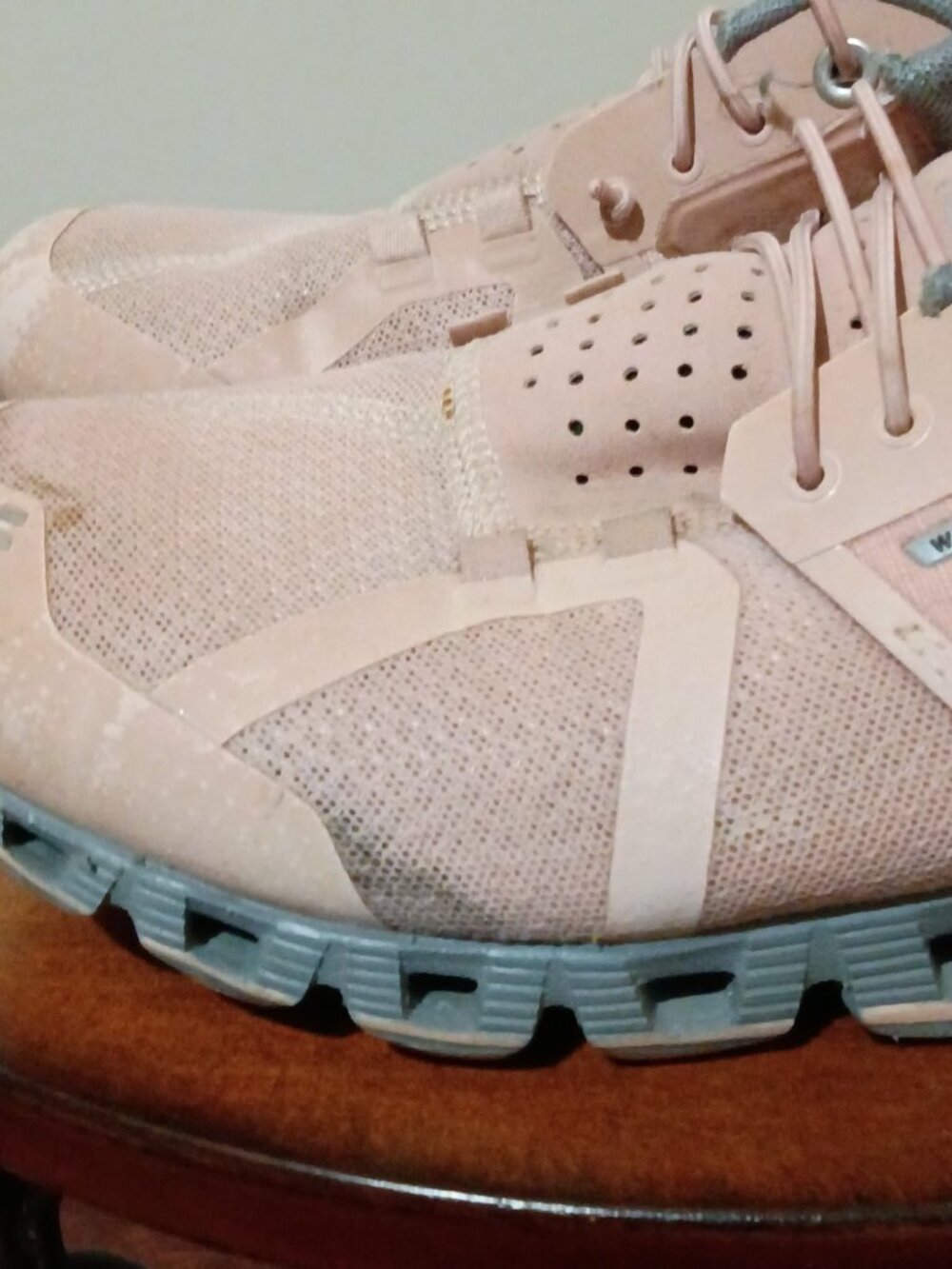 ON CLOUD Running Women’s 7.5 Pink ROSE/LUNAR Waterproof Sneakers Shoes 19.99831 - Picture 4 of 14
